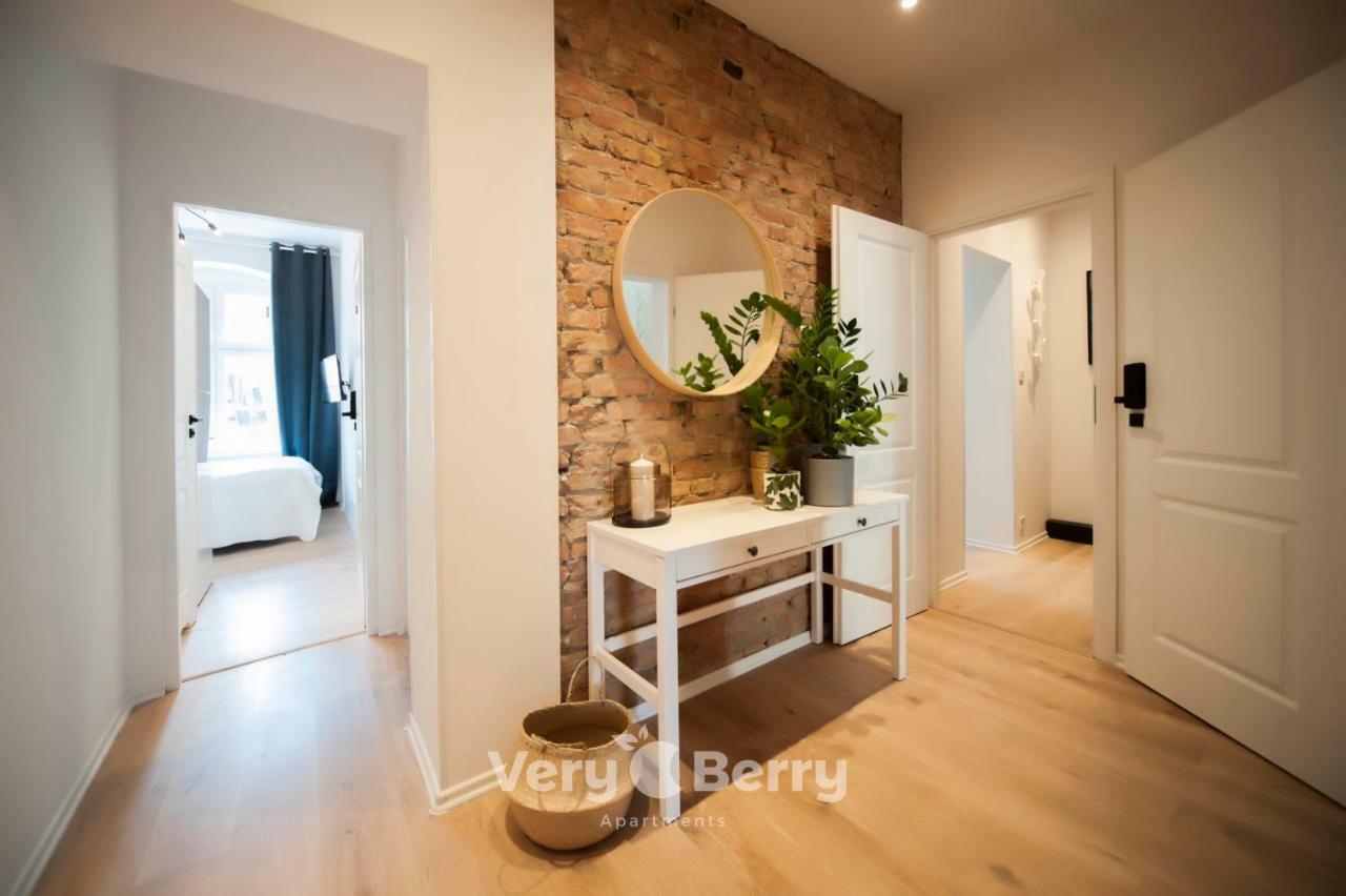 Very Berry - Glogowska 35a - MTP Apartments - self check in 24h Posen Exterior foto