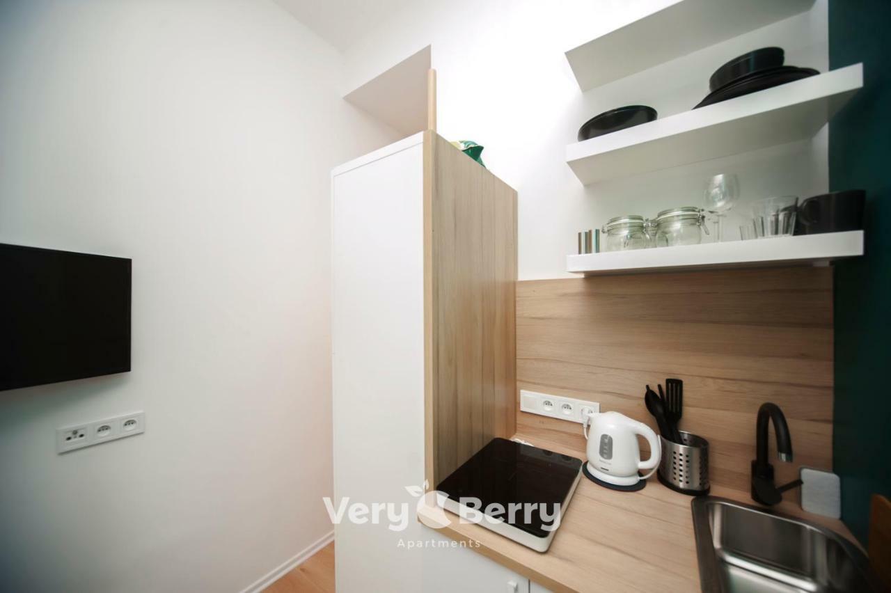 Very Berry - Glogowska 35a - MTP Apartments - self check in 24h Posen Exterior foto