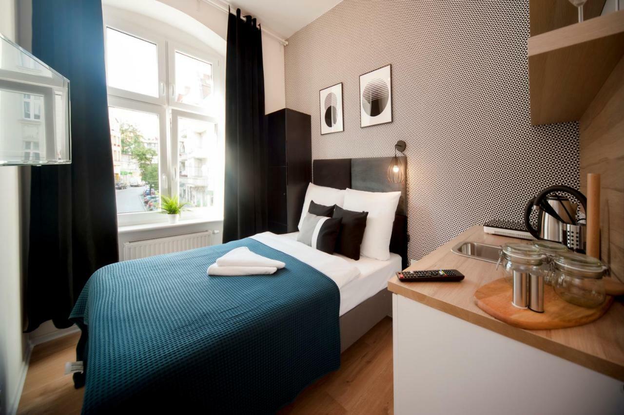 Very Berry - Glogowska 35a - MTP Apartments - self check in 24h Posen Exterior foto