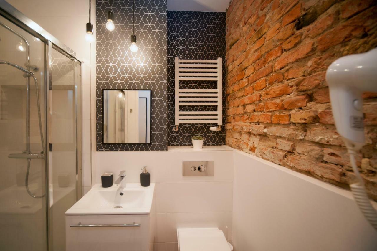 Very Berry - Glogowska 35a - MTP Apartments - self check in 24h Posen Exterior foto