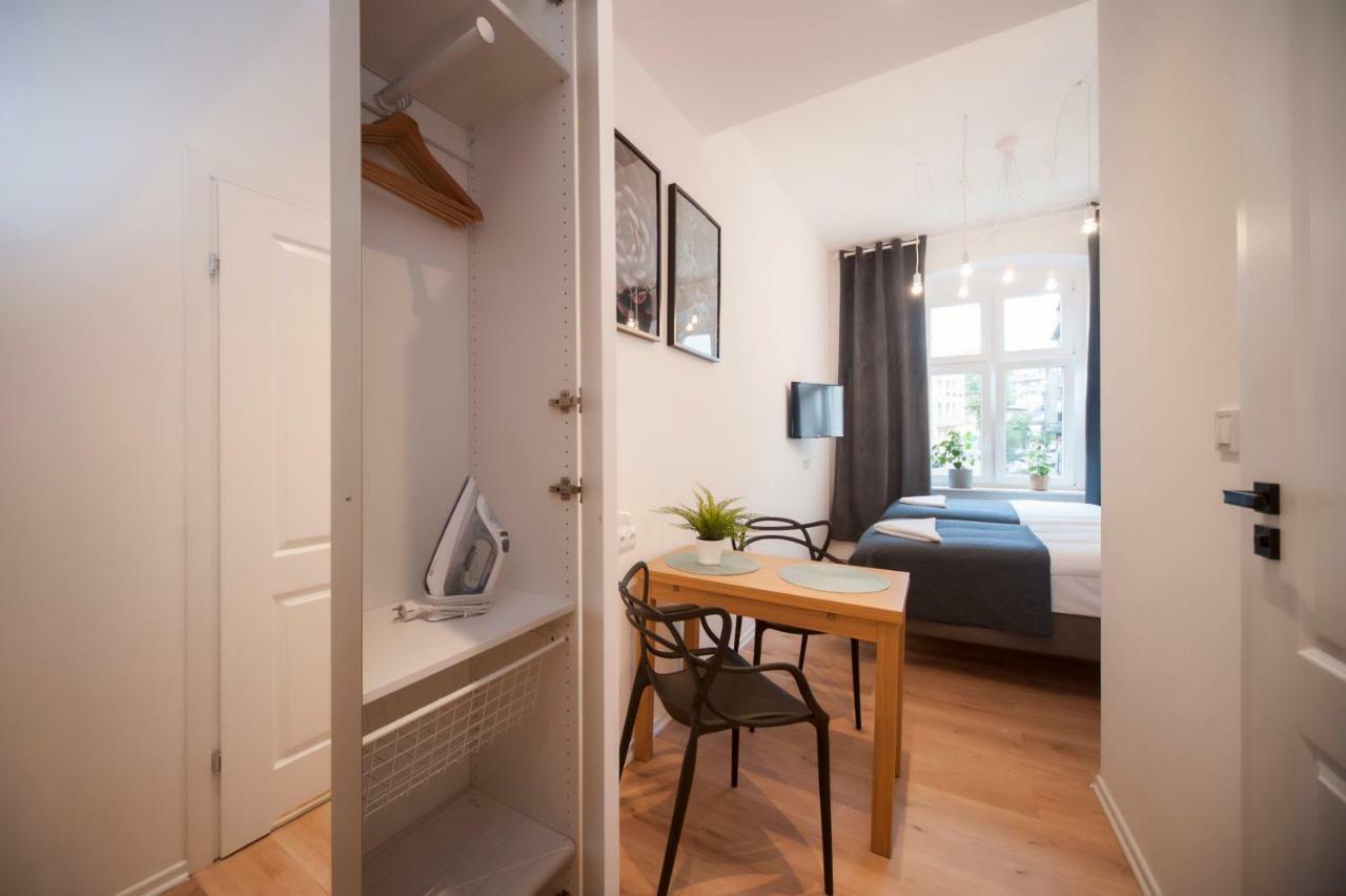 Very Berry - Glogowska 35a - MTP Apartments - self check in 24h Posen Exterior foto