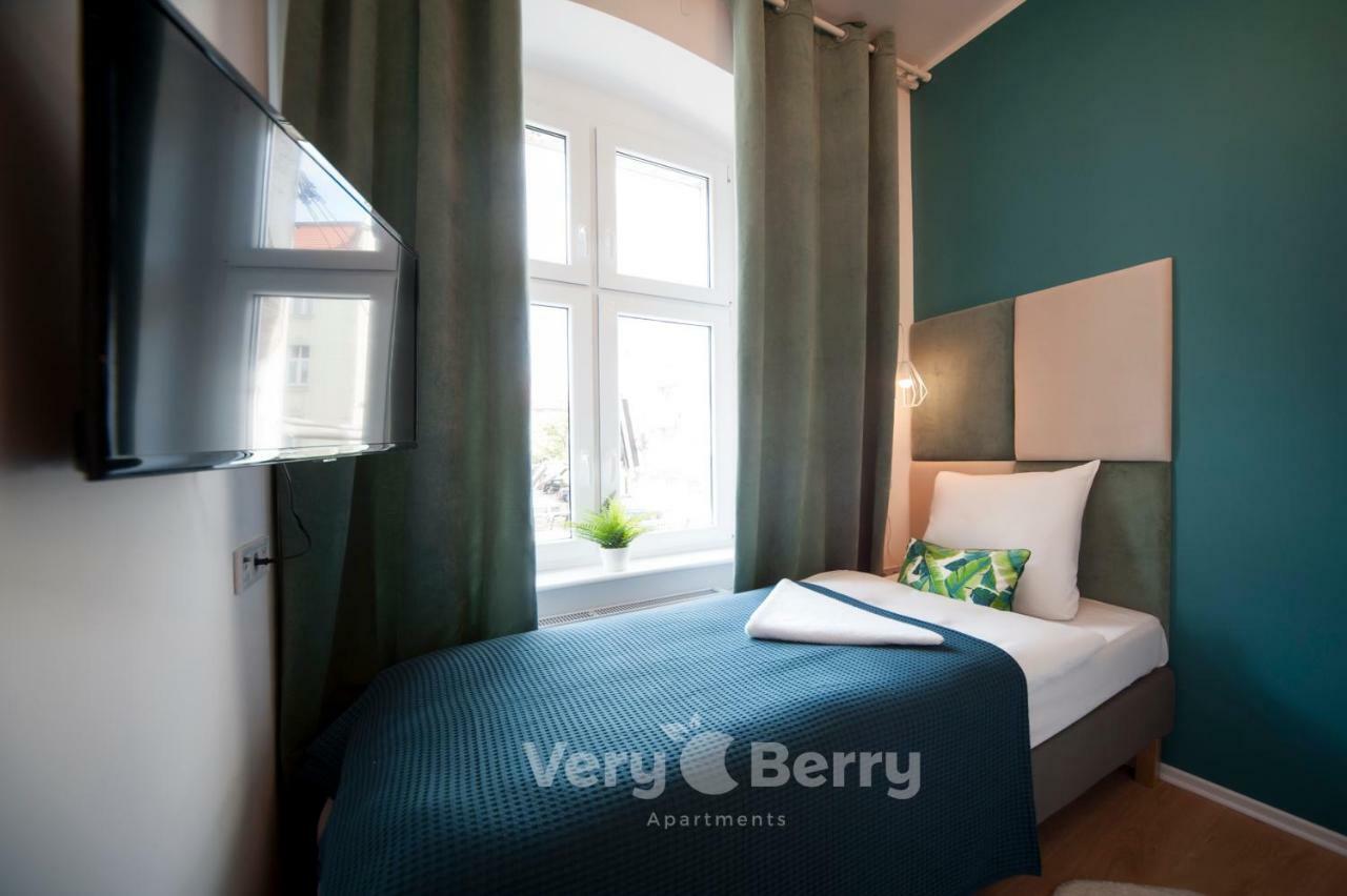 Very Berry - Glogowska 35a - MTP Apartments - self check in 24h Posen Exterior foto