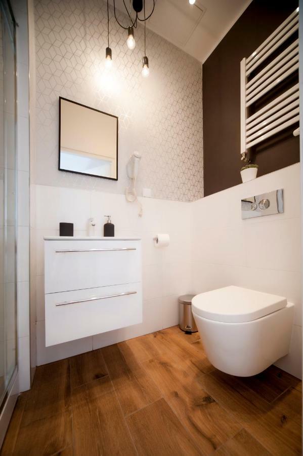 Very Berry - Glogowska 35a - MTP Apartments - self check in 24h Posen Exterior foto