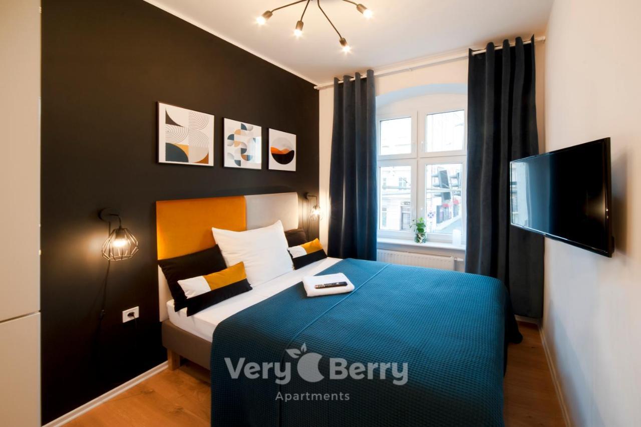 Very Berry - Glogowska 35a - MTP Apartments - self check in 24h Posen Exterior foto