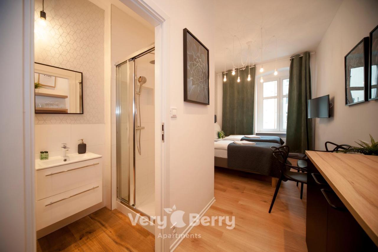 Very Berry - Glogowska 35a - MTP Apartments - self check in 24h Posen Exterior foto